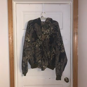Mossy oak button up jacket